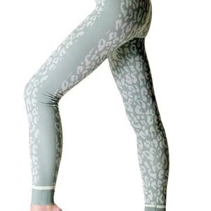 Sweaty Betty leopard base layer leggings